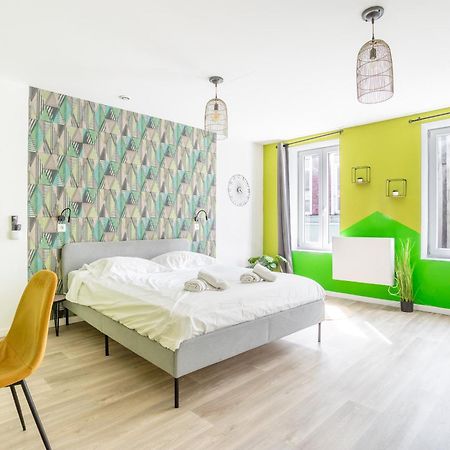 S&K Suite Grande Rue Roubaix - Chambre Spacieuse Et Sdb Privee - Netflix Et Cuisine Kültér fotó